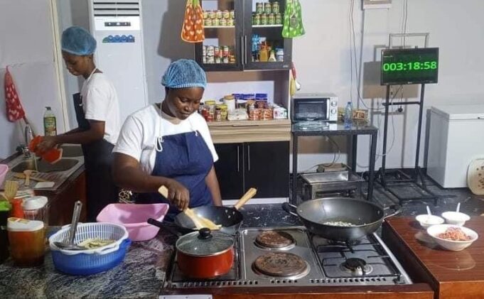 Days after Ekiti chef’s failed attempt, Ondo lady, Adeola takes up marathon cooking challenge